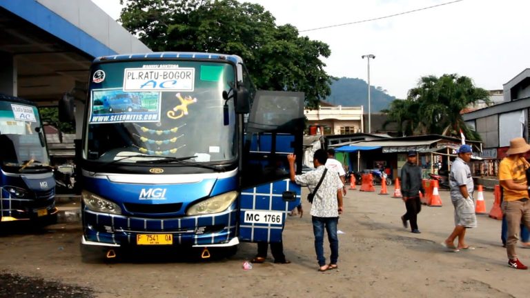 Situasi di terminal type B Palabuhanratu, Kabupaten Sukabumi.