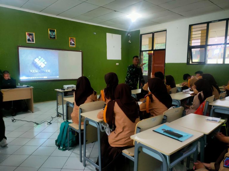 Sakawira Kartika Koramil 0607-04/Kota Sukabumi di SMAN 3