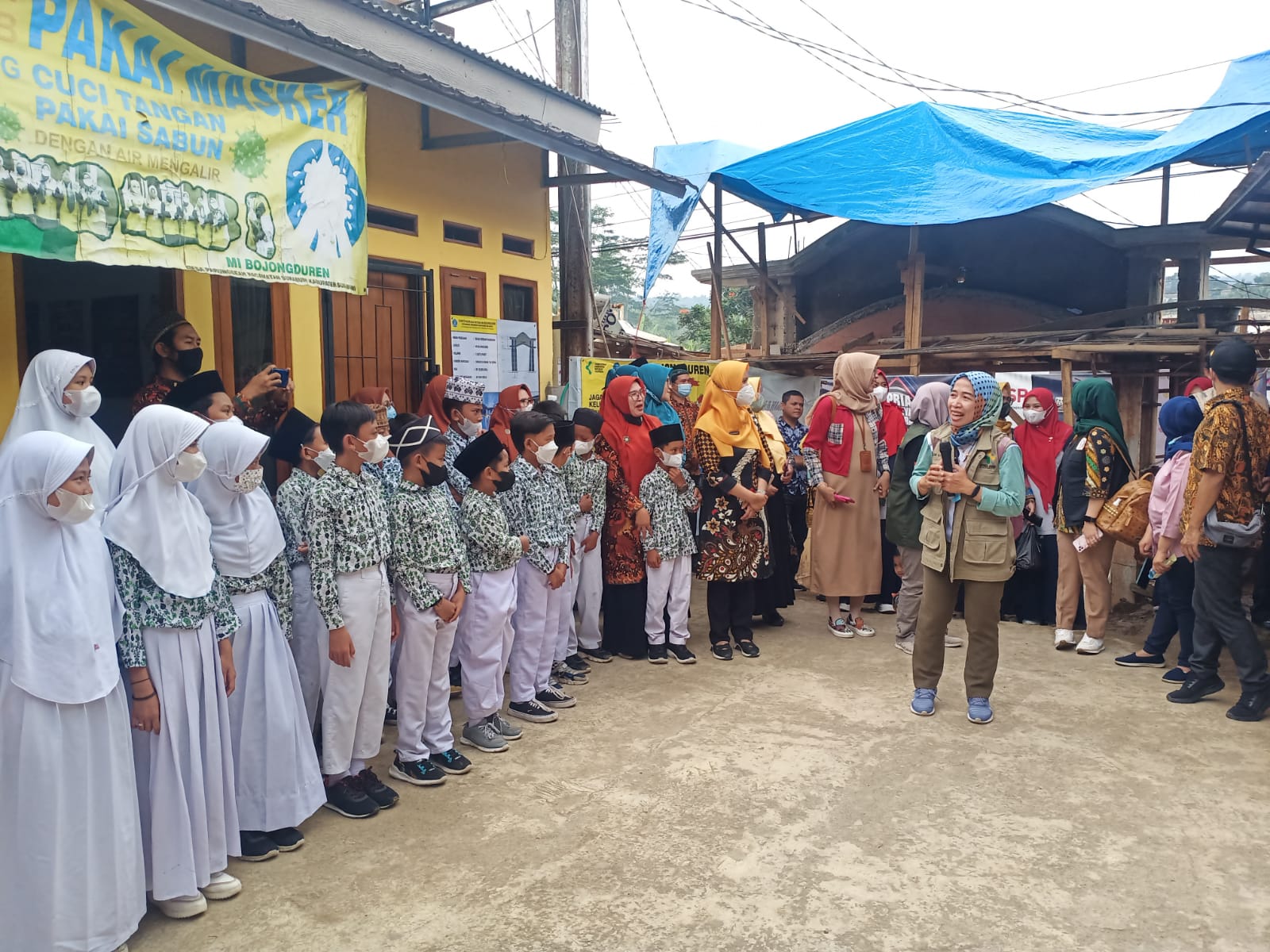 Tim verifikasi Cuci Tangan Pakai Sabun (CTPS) Provinsi Jawa Barat