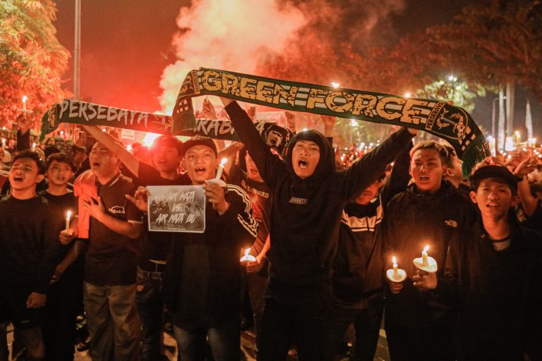 Ribuan Bonek Persebaya Surabaya