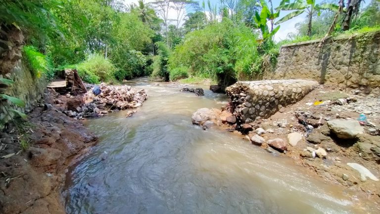 Kedusunan Lemurhuma, Desa Bojongsawah, Kecamatan Kebonpedes