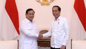 Menhan Prabowo Umbar Kedekatan dengan Jokowi saat Ditanya Gugatan UU Pemilu