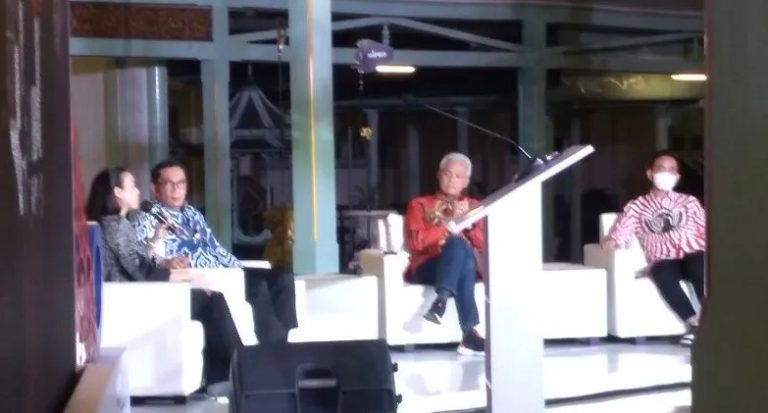 Wali Kota Bogor Bima Arya menantang Gubernur Jawa Tengah