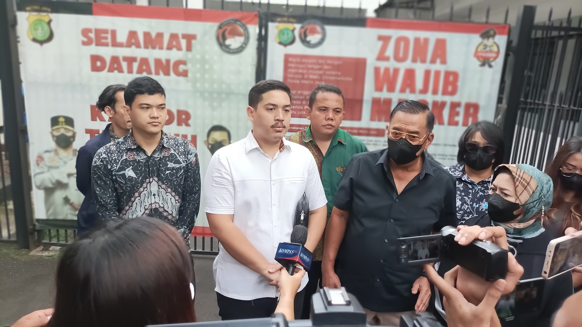 Adriel Viari Purba, kuasa hukum Linda atau Anita