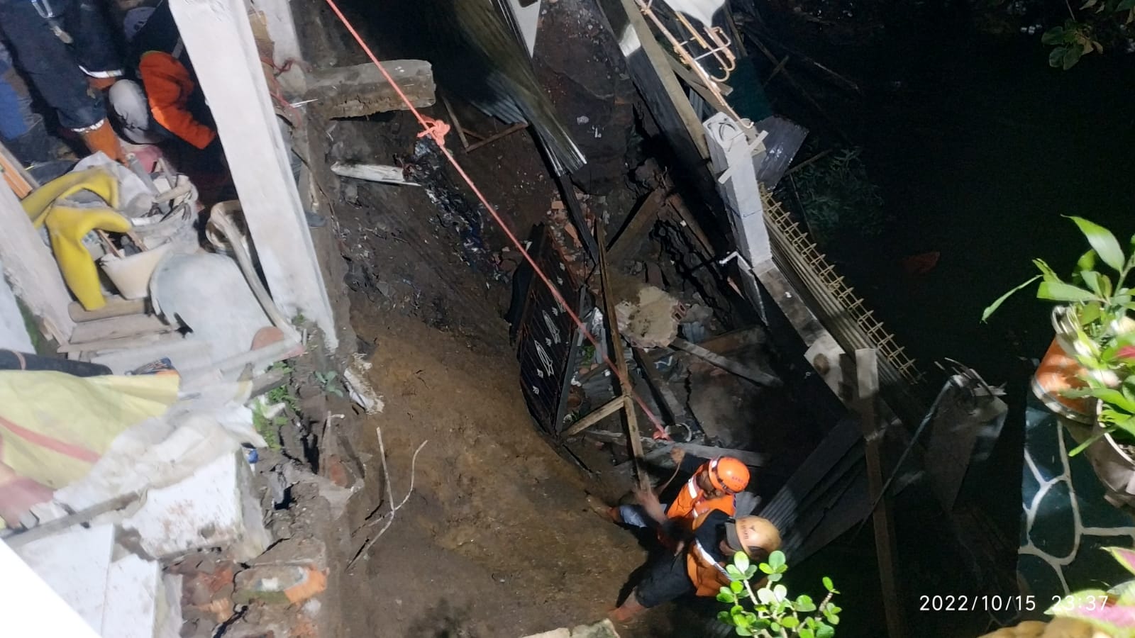Sejumlah personel BPBD Kota Sukabumi