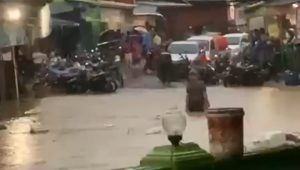 Puluhan Rumah, Pasar dan Masjid di Purabaya Sukabumi Terendam Banjir