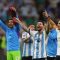 Lionel Messi merayakan