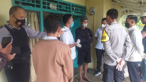 Warga Gegerbitung Sukabumi Tewas Tergantung di Depan Rumah