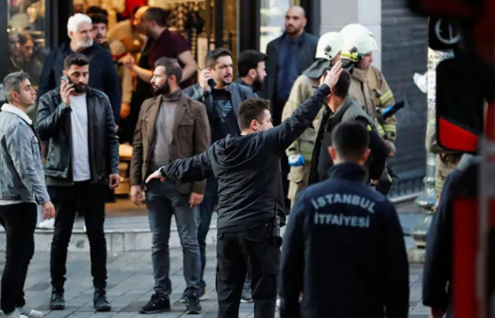 Suasana setelah terjadi ledakan di Istanbul