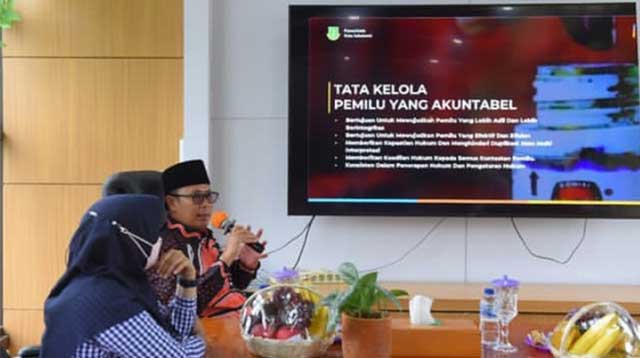 Walikota Sukabumi, Achmad Fahmi