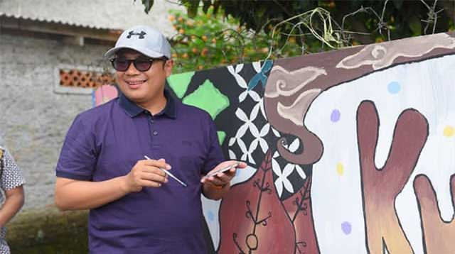 Walikota Sukabumi Achmad Fahmi