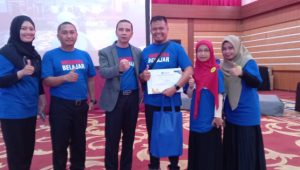 Momen HGN, Guru SD di Kota Sukabumi Raih Penghargaan Filtrasi Jabar