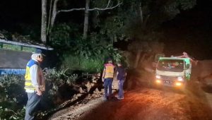 Siang Ini Jalur Cianjur-Cipanas Kembali Bisa Dilalui