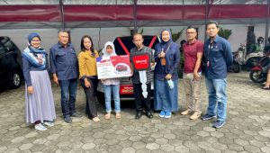 Pekerja Pabrik di Tasikmalaya Menang Mobil Honda HR-V Gratis dari Program Undi Undi Hepi