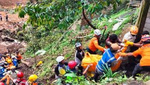 Empat Jenazah Korban Longsor Cugenang Cianjur Ditemukan di Dalam Mobil, Begini Kondisinya