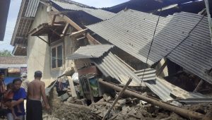 Sejumlah rumah di Kabupaten Sukabumi terlihat rusah parah