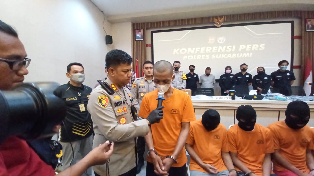 Kapolres Sukabumi AKBP Dedy Darmawansyah