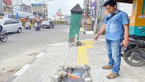manhole di Pedestrian Kota Sukabumi