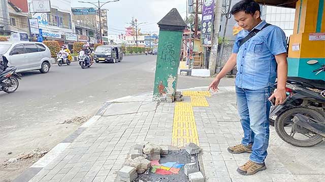 manhole di Pedestrian Kota Sukabumi