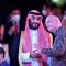 Putra Mahkota Arab Saudi Pangeran Mohammed bin Salman (kiri)