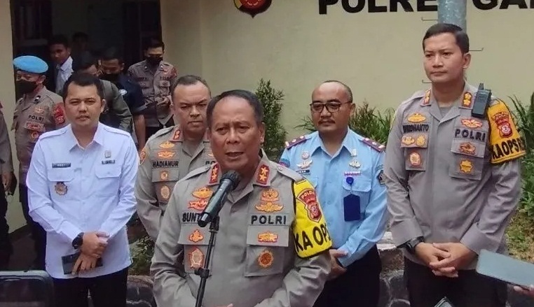 Kepala Kepolisian Daerah Jawa Barat Irjen Pol Suntana