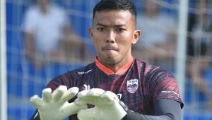 Lawan Persikabo, Kiper Persib Teja Siap Kawal gawang