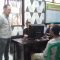 Petugas Unit Reskrim Polsek Gunungguruh, Polres Sukabumi Kota, saat melakukan pemeriksaan terduga pelaku tindak asusila