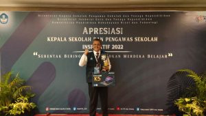 Ujang Syarip, Pengawas SMP Kabupaten Sukabumi Juara 1 Pengawas Inspiratif  Tingkat Nasional