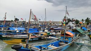 Nelayan Palabuhanratu Sukabumi Memilih Parkirkan Perahu, Ini Penyebabnya