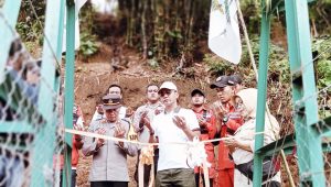 Siswa di Nyalindung, Sukabumi Tak Lagi Sebrangi Sungai ke Sekolah