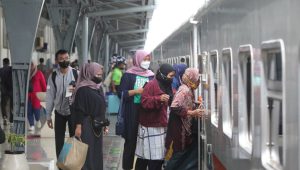 Hari ini Ada Demo Besar-Besaran Kawal Putusan MK di Jakarta, 10 Kereta Api Ini Berhenti