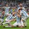 Para pemain Argentina melakukan