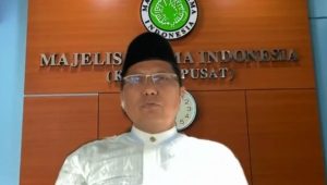 Soal Seorang Qariah Disawer Uang, MUI: Haram!