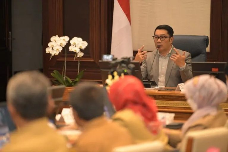 Gubernur Jawa Barat (Jabar) M Ridwan Kamil