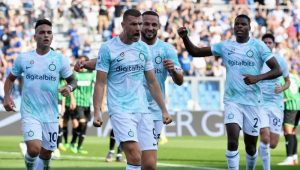 Edin Dzeko Bantu Inter Milan Kalahkan Napoli 1-0