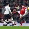 Eddie Nketiah (kanan) saat mencetak gol kemenangan Arsenal