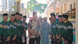 Tim Hadroh MAN 2 Kota Sukabumi Sambut Kunjungan Kakanwil Kemenag Provinsi Jabar di Peresmian PLHUT