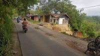 Longsor Desa Cibatu Sukabumi