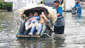 Pindahkan Hujan, BRIN Tebar 19 Ton Garam di Awan, Berhasil ?