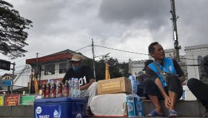 Curhatan PKL Sukabumi Soal Larangan Pemerintah Jual Rokok Batangan, Kasian Orang yang Miskin 