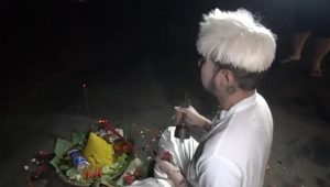 Melihat Roy Kiyoshi Lakukan Ritual di Kamar Nyi Roro Kidul Sampai Kepala Pusing
