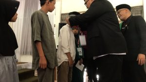 Bupati Sukabumi Fasilitas Ribuan Anak Yatim Binaan Baldatun Center dengan Kartu KIS