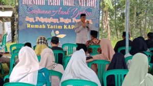 Abdul Muiz Hadiri Peletakan Batu Pertama Rumah Yatim di Kalapanunggal