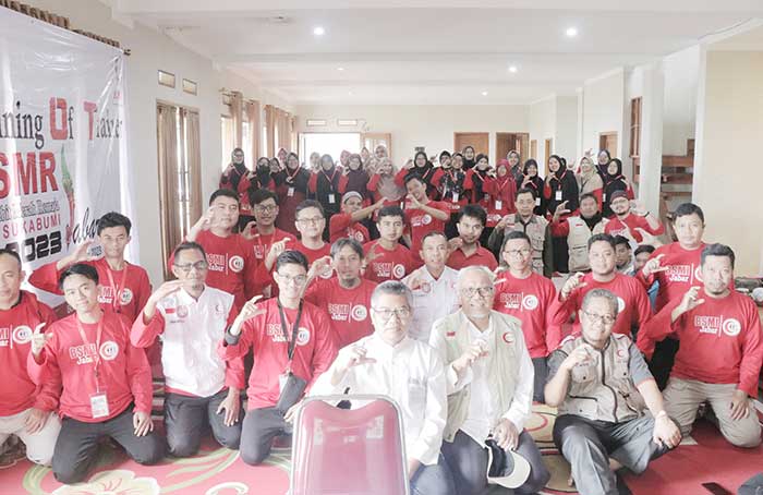 Bulan-Sabit-Merah-Indonesia