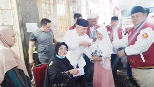 RAI Heri Gunawan Santuni Yatim dan Jompo