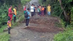 Longsor di Bojonggaling Sukabumi, Akses Jembatan Ambruk