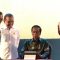 Presiden Joko Widodo mengetikkan tulisan HPN menggunakan mesin ketik tua
