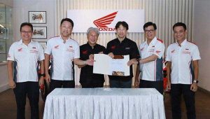 One Heart dan Satu Hati Hadir di 3 Ajang Balap Dunia