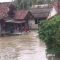Banjir luapan Kali Ulu merendam permukiman warga di Desa Tanjungsari, Kecamatan Cikarang Utara