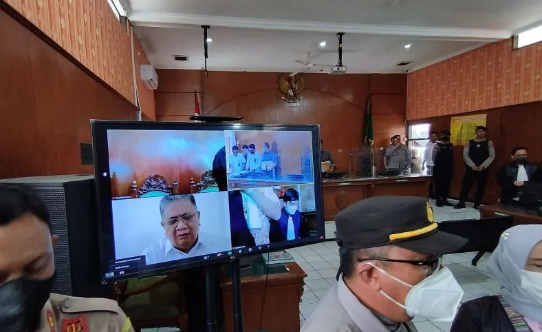Mantan Ketua DPRD Jawa Barat Irfan Suryanagara
